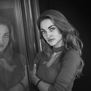 Анжелика Тихонова