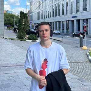 Дмитрий Адов