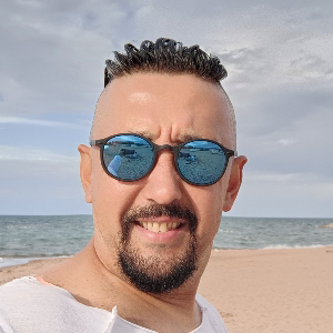 Ойбек Гуломжонов | Сетка — социальная сеть от hh.ru