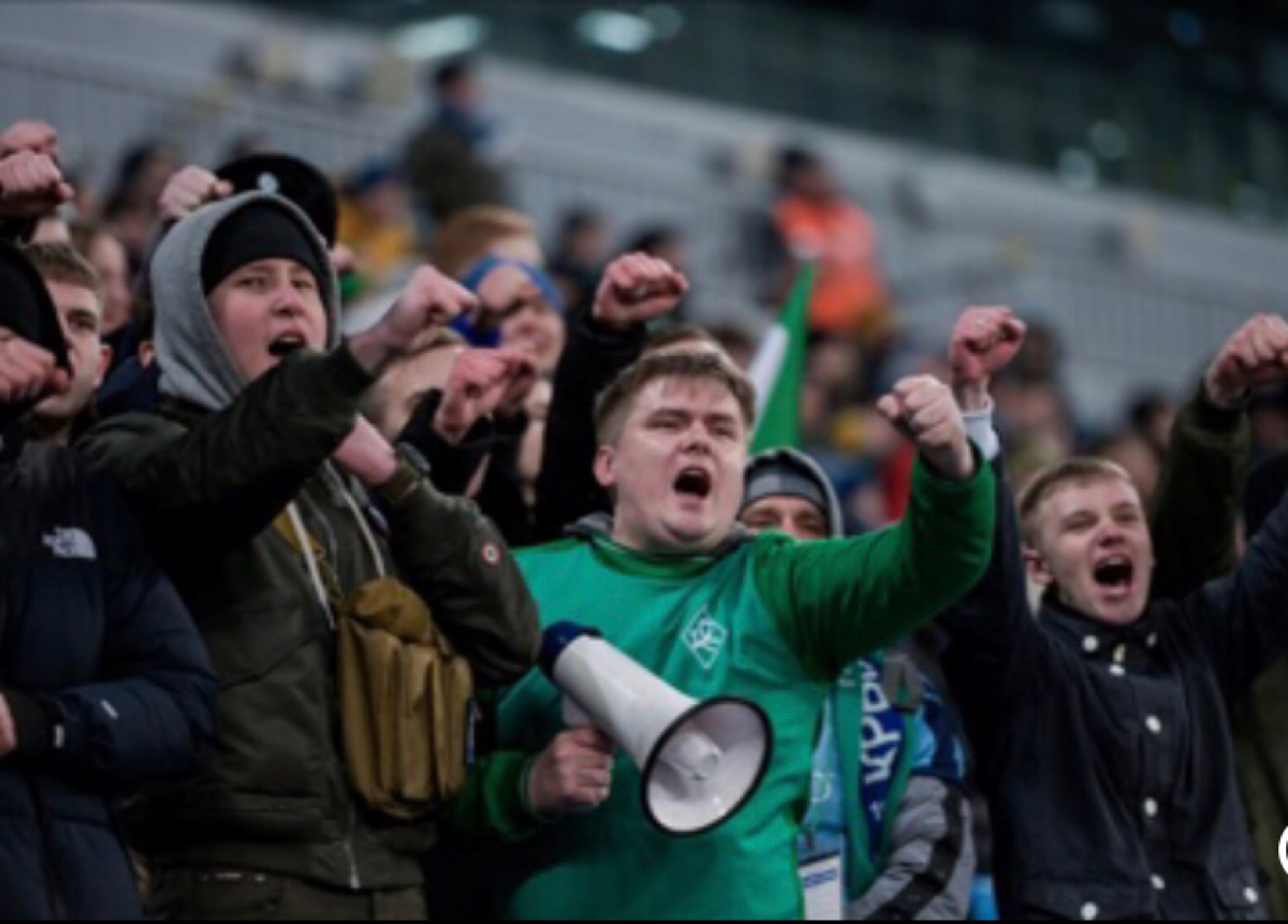 Друзья! Всем привет!
Меня зовут Валерий, я занимаюсь монетизацией движения спортивных болельщиков с февраля 2010го года | Сетка — социальная сеть от hh.ru