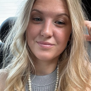 Юлия Мясникова | Сетка — социальная сеть от hh.ru