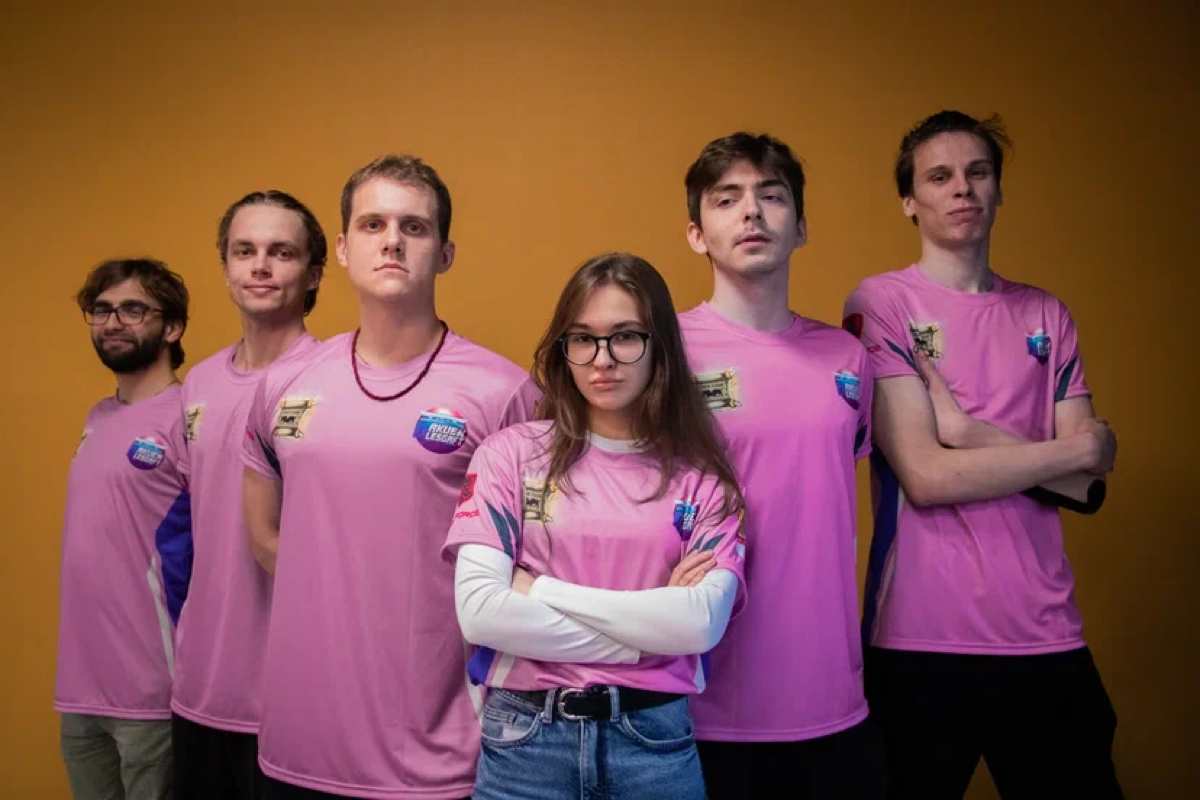 Приехали с ребятами на финал студенческого турнира CyberCamp в Калининград! В прошлом году мы уже стали чемпионами и планируем повторить свой успех и в этом году!
Студенческий киберспорт набирает неве... | Сетка — социальная сеть от hh.ru