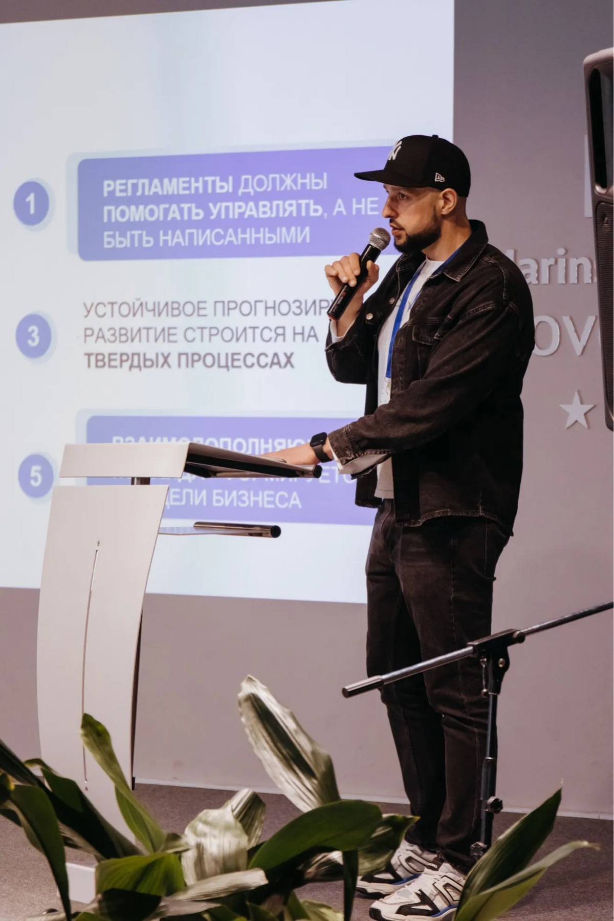 Тяжелые истории бизнеса - плохо продаются и тиражируются | Сетка — социальная сеть от hh.ru