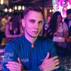 Алексей Чекряжев