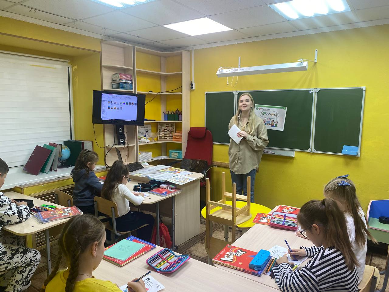 🔥 Педагог и успешный предприниматель: история успеха в День учителя
Мария Ширинкина — яркий пример того, как любовь к детям и желание дать им качественное образование могут помочь основать успешный би... | Сетка — социальная сеть от hh.ru