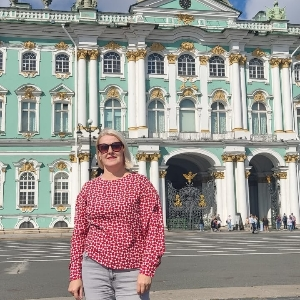 Оксана Ларина