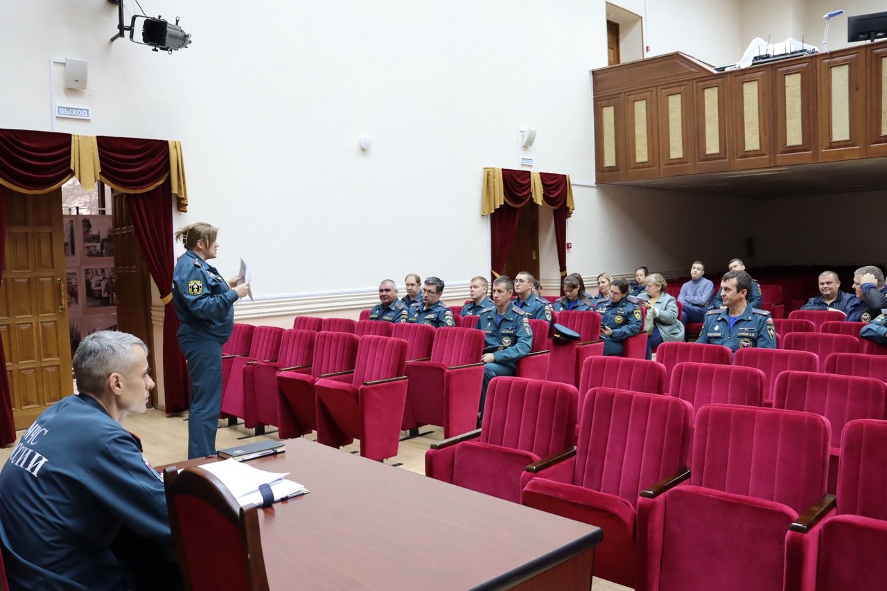Личный состав ФГБУ ВНИИПО МЧС России принял участие в мероприятиях, посвященных празднованию 92-й годовщины образования гражданской обороны | Сетка — социальная сеть от hh.ru