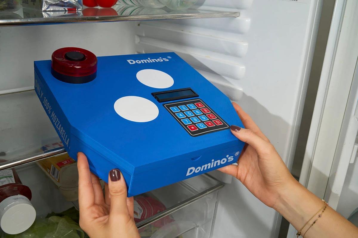 В честь начала нового учебного года Domino's выпустили коробку для пиццы с кодовым замком, чтобы никакой сосед в студенческом общежитии не смог добрать до вашей пиццы | Сетка — социальная сеть от hh.ru