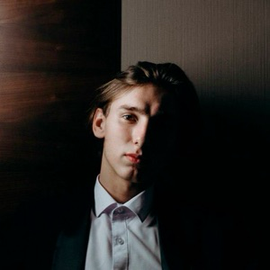 Данила Хухрев