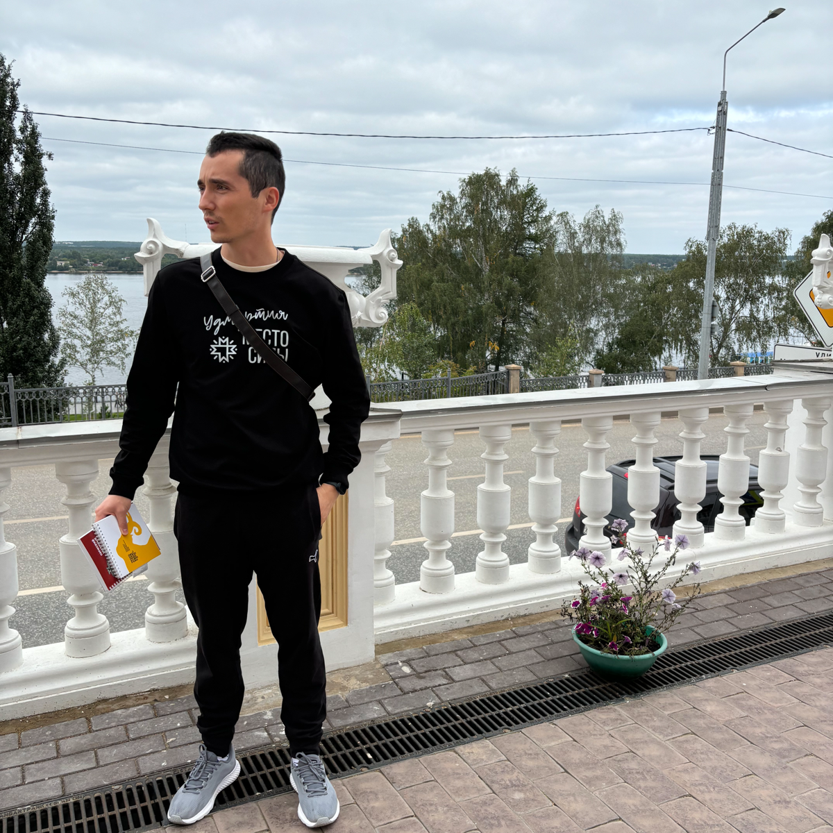Как медиа влияет на сознание?
Меня уже много месяцев увлекает тема влияния медиа на людей, как передаются смыслы и закидываются разные семена в сознание людей | Сетка — социальная сеть от hh.ru