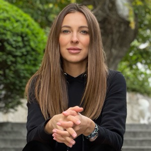 Юлия Ермолаева