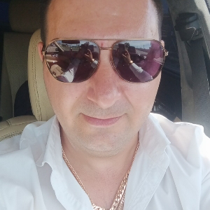 Сергей Белов
