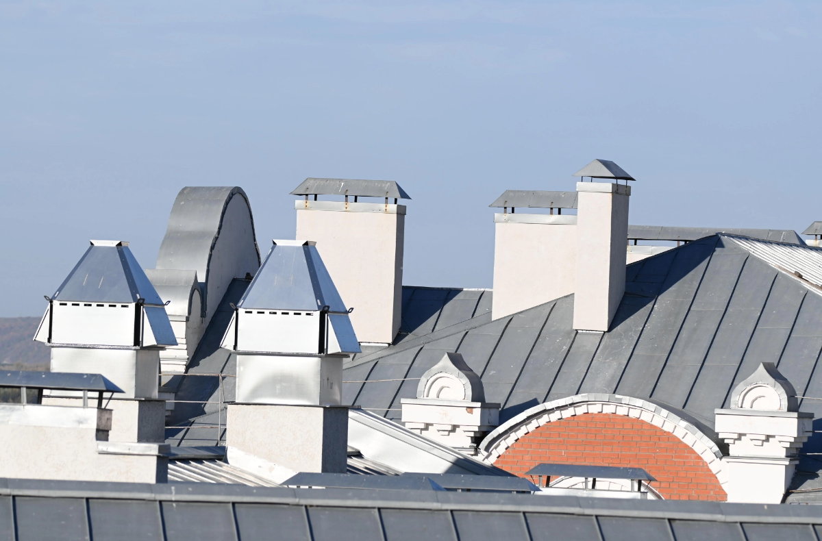 Если смотреть на город через объектив 600мм, да ещё и на кропе, знакомые места открываются по-новому :) | Сетка — социальная сеть от hh.ru