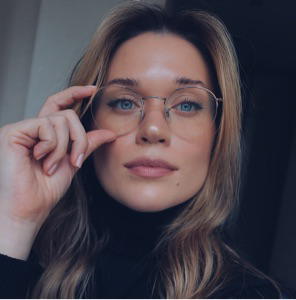 Александра Минич | Сетка — социальная сеть от hh.ru