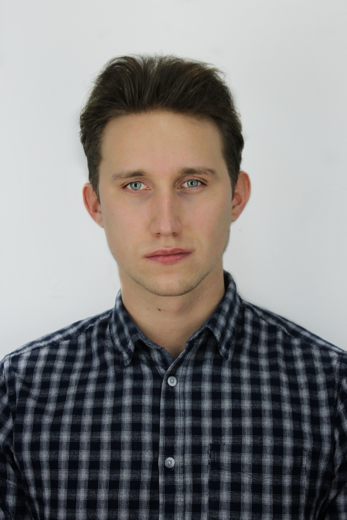 Владимир Басов