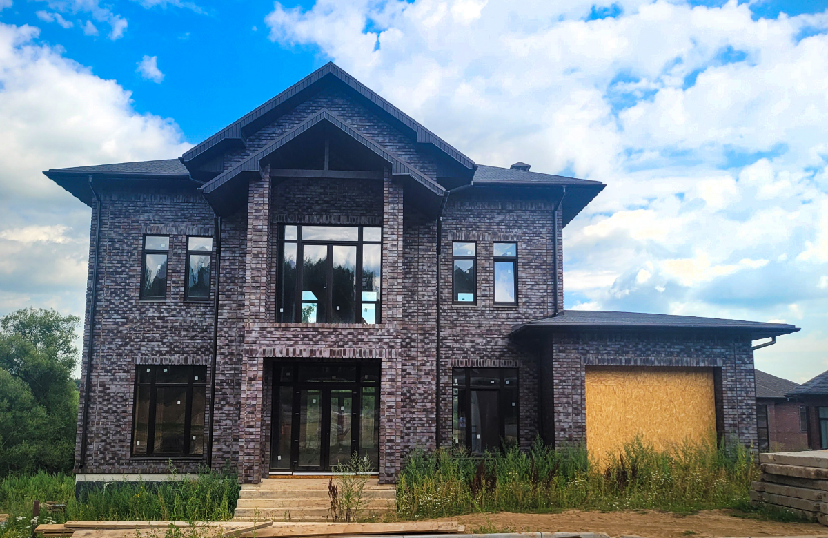 ✨Дом вашей мечты – обзор дома «Веллингтон» в Новой Ильичевке! ✨
Добро пожаловать в коттедж «Веллингтон» – воплощение роскоши и комфорта!
Этот дом с панорамными видами на реку Десна станет настоящим се... | Сетка — социальная сеть от hh.ru