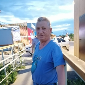 Олег Иванов
