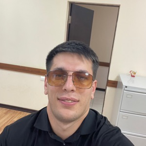 Ахмед Султанов