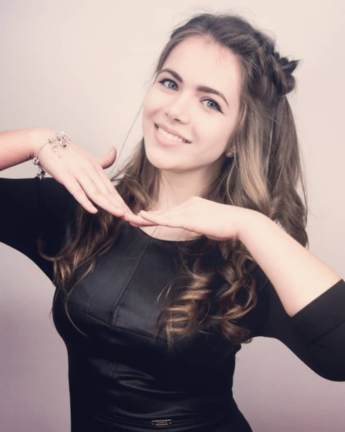 Юлия Лаптева | Сетка — социальная сеть от hh.ru