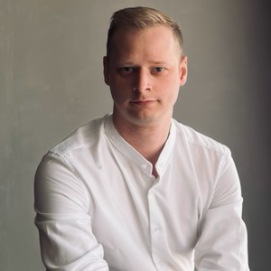 Станислав Карнахин