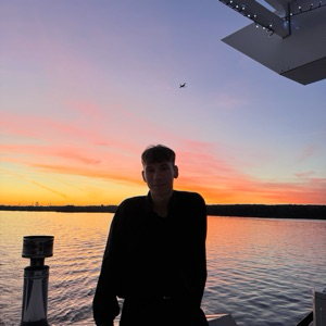 Алексей Молошенко