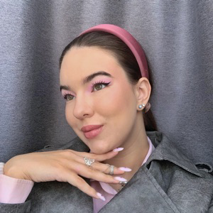 Анна Белянушкина