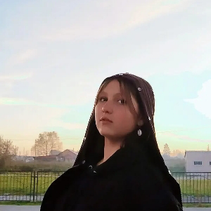 Анна Антропова
