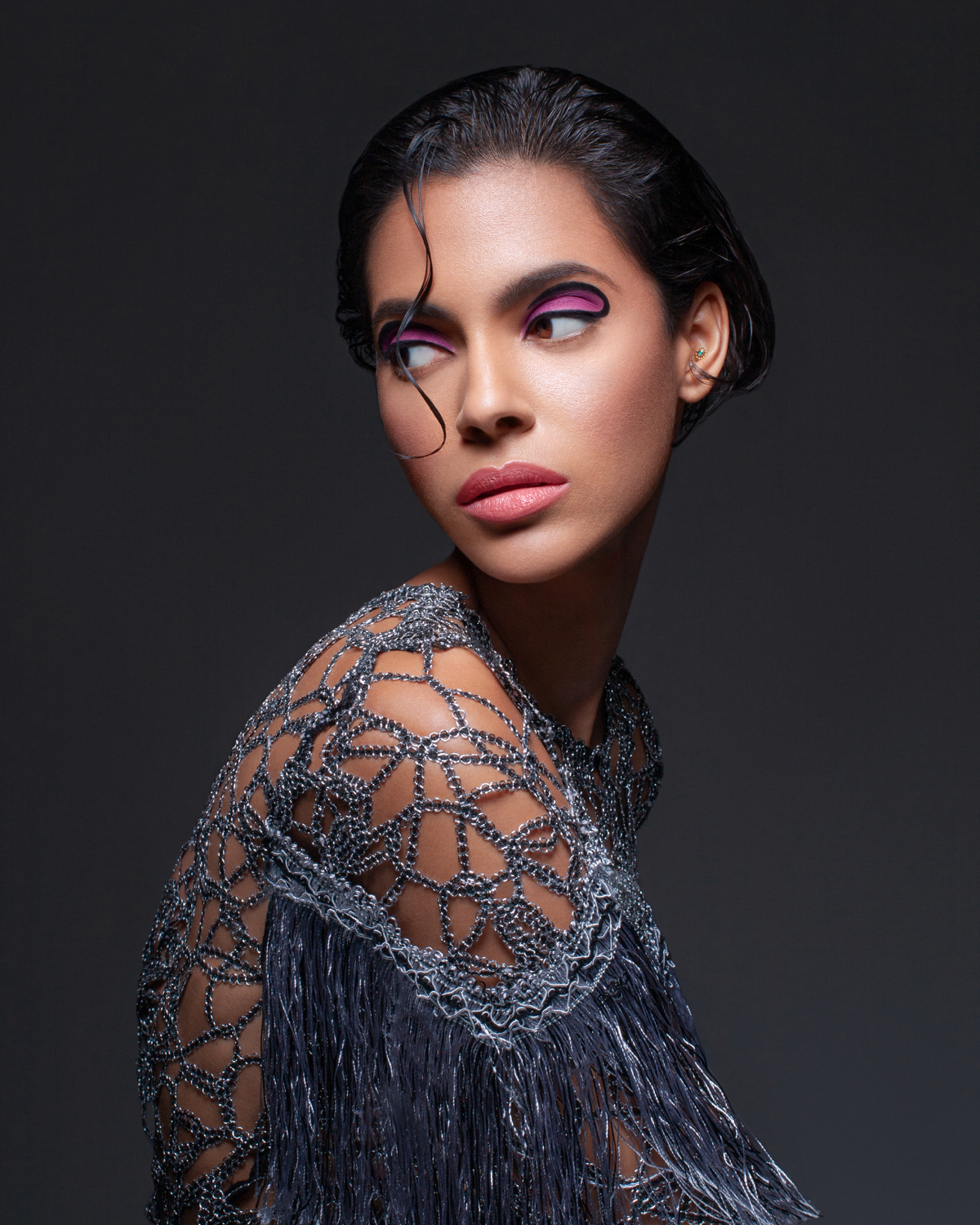 Retouching services
Available for new orders ✍🏼 | Сетка — социальная сеть от hh.ru