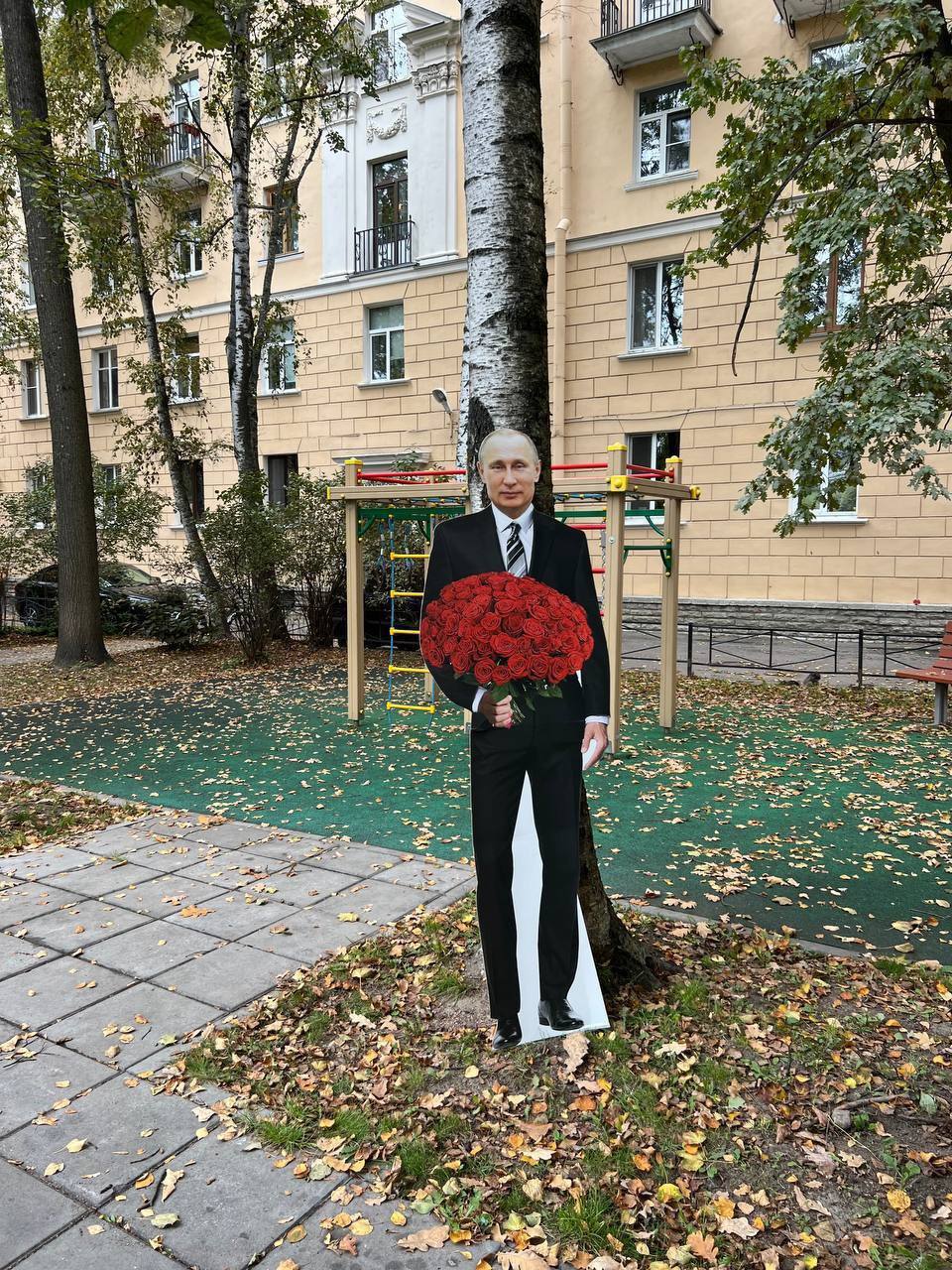Обстановка сегодня в Питере такая: 🌹🌹🌹 | Сетка — социальная сеть от hh.ru