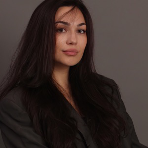 Яна Убайдулаева | Сетка — социальная сеть от hh.ru