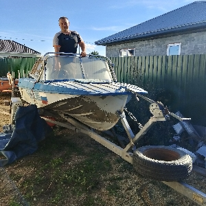 Александр Хиров
