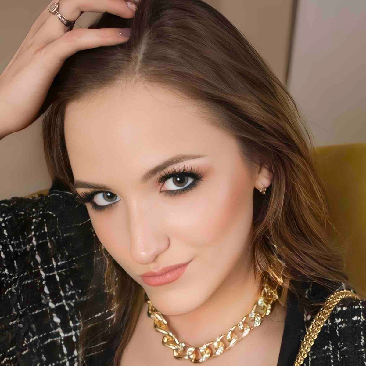 Юлия Дёмова | Сетка — социальная сеть от hh.ru