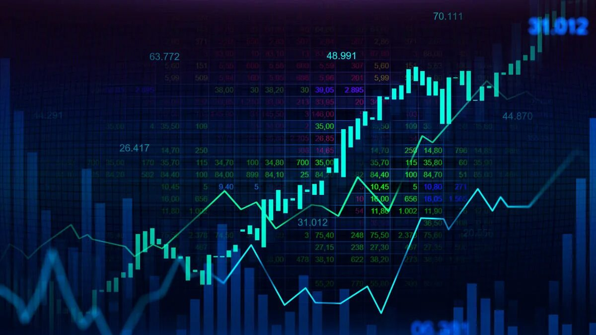📈 Тенденции по нефти, золоту, биткоину и валютным парам  usd/rub, eur/usd. 
Сегодня мировые рынки демонстрируют смешанную динамику, с заметными изменениями в ценах на сырьевые активы и криптовалюты | Сетка — социальная сеть от hh.ru