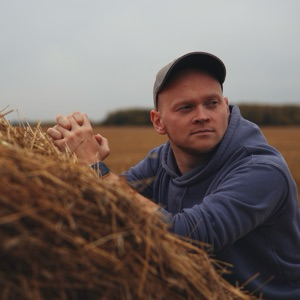 Алексей Иванов