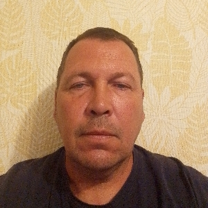 Максим Артемов