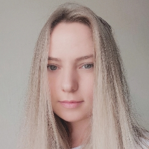 Юлия Левина