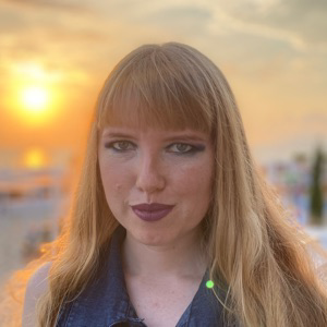 Алёна Горбатова | Сетка — социальная сеть от hh.ru