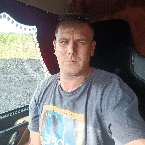 Виктор Ухов