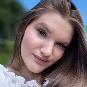 Елизавета Толстошеева | Сетка — социальная сеть от hh.ru