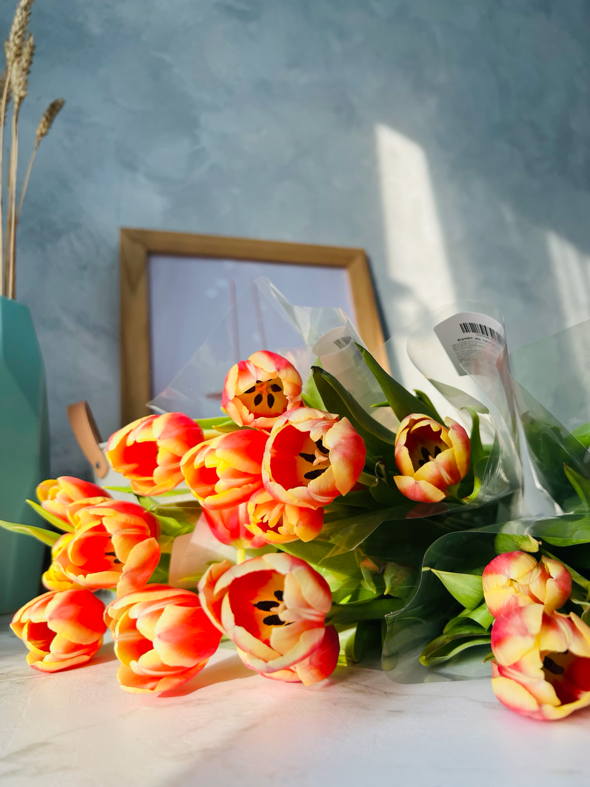 Новый день - новая тема для поста!  
❤️ Сегодня поговорю (сама с собой) о соцсетях | Сетка — социальная сеть от hh.ru