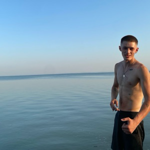Евгений Попов