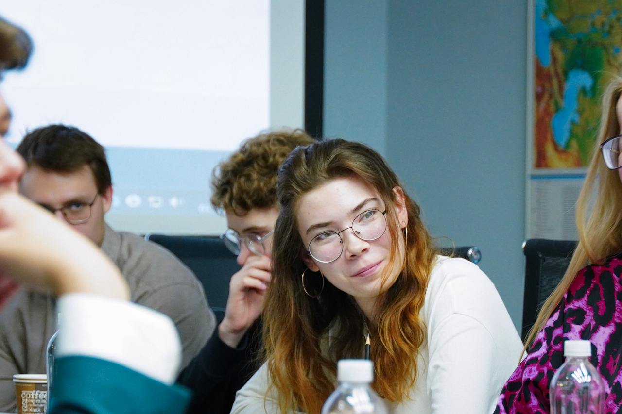 3 октября состоялось XIV заседание «Альянса молодых гуманитариев» с кандидатом юридических наук, членом Адвокатской палаты г | Сетка — социальная сеть от hh.ru