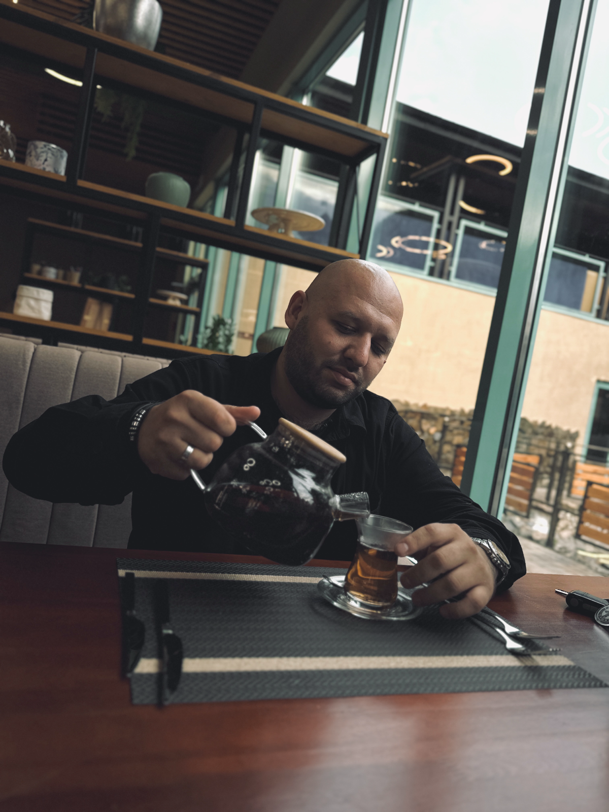 Меня зовут Данилов Михаил, я профессиональный фотограф с опытом работы более 8 лет | Сетка — социальная сеть от hh.ru