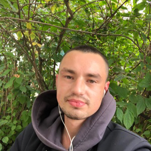 Денис Сергеев