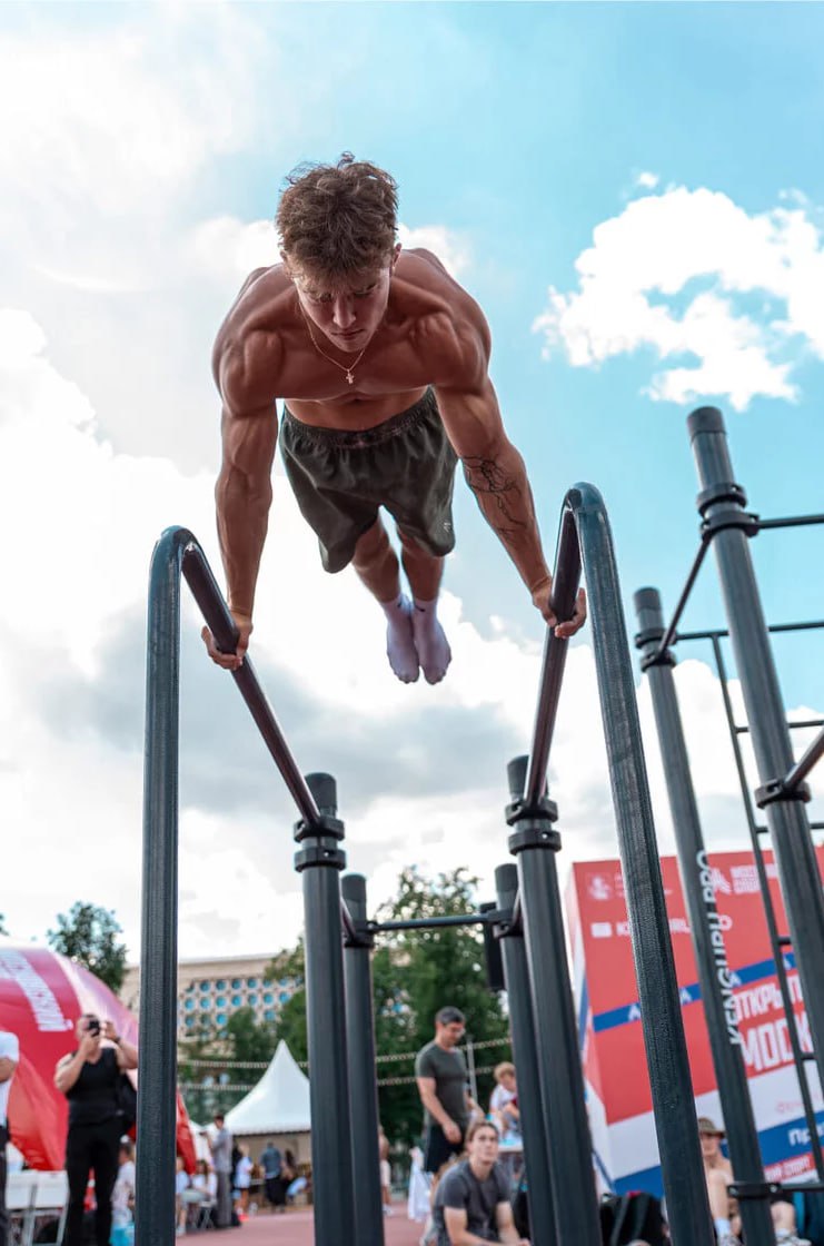 🏋🏻‍♀️Фестиваль Moscow Fitness Fest пройдет в Лужниках в эту субботу
12 октября в 11:00
В программе:
⏺️Полоса препятствий от создателей проекта Титаны
⏺️Открытые мастер-классы от звезд спорта и медийны... | Сетка — социальная сеть от hh.ru