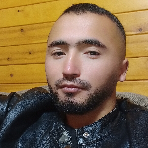 Акмал Курбонов