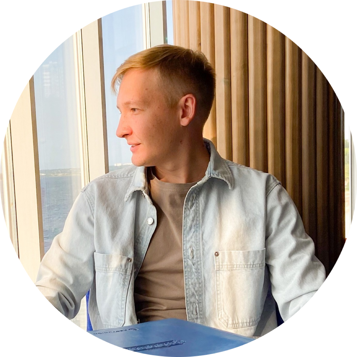 Владислав Епифанов