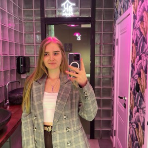 Дарья Велонова | Сетка — социальная сеть от hh.ru