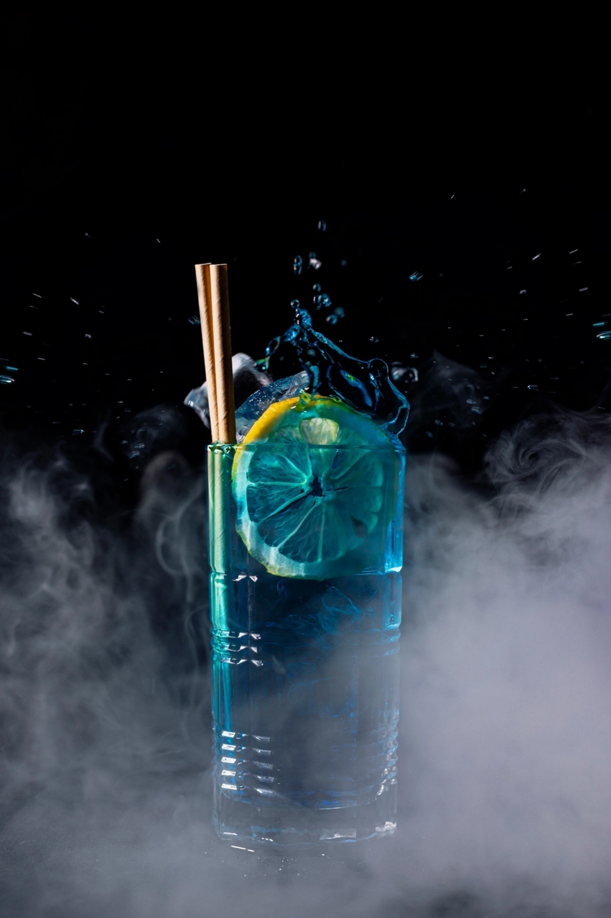 Барная карта может выглядеть так, если вы закажите съёмку у меня.
Фотограф Данилов Михаил - Москва
#фотограф #фотографмосква #контент #контентмосква #меню #food #фудфотограф | Сетка — социальная сеть от hh.ru