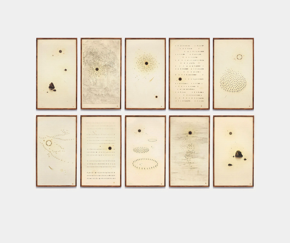 Агломерации — серия работ колумбийского художника Фелипе Бедойи
В этих работах художник исследует тему эмоциональных переживаний людей, сталкивающихся с изменениями.
#awdart via https://clck.ru/3Dpwkq | Сетка — социальная сеть от hh.ru